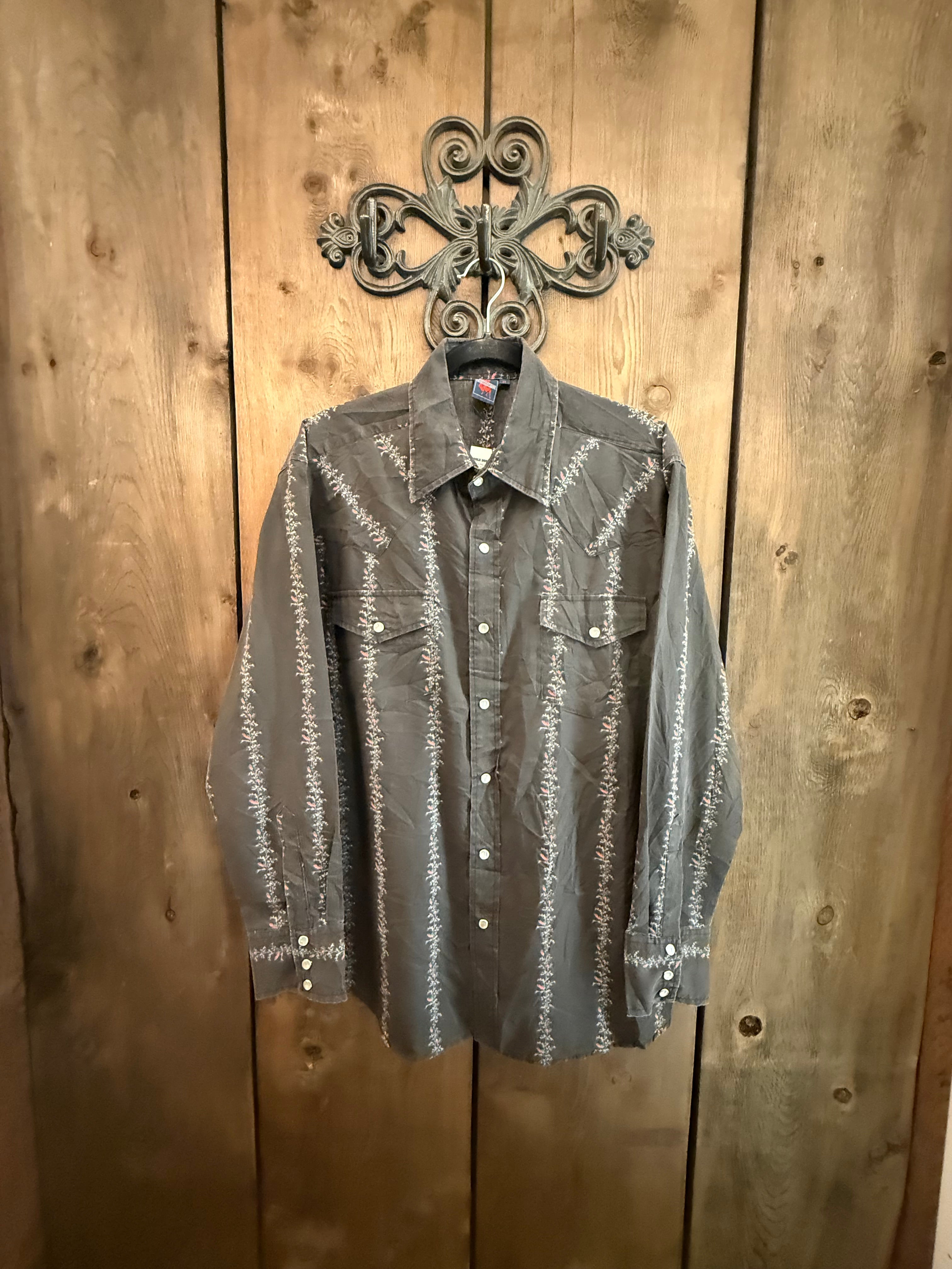 Vintage Men’s Large Suxxess Snap Up