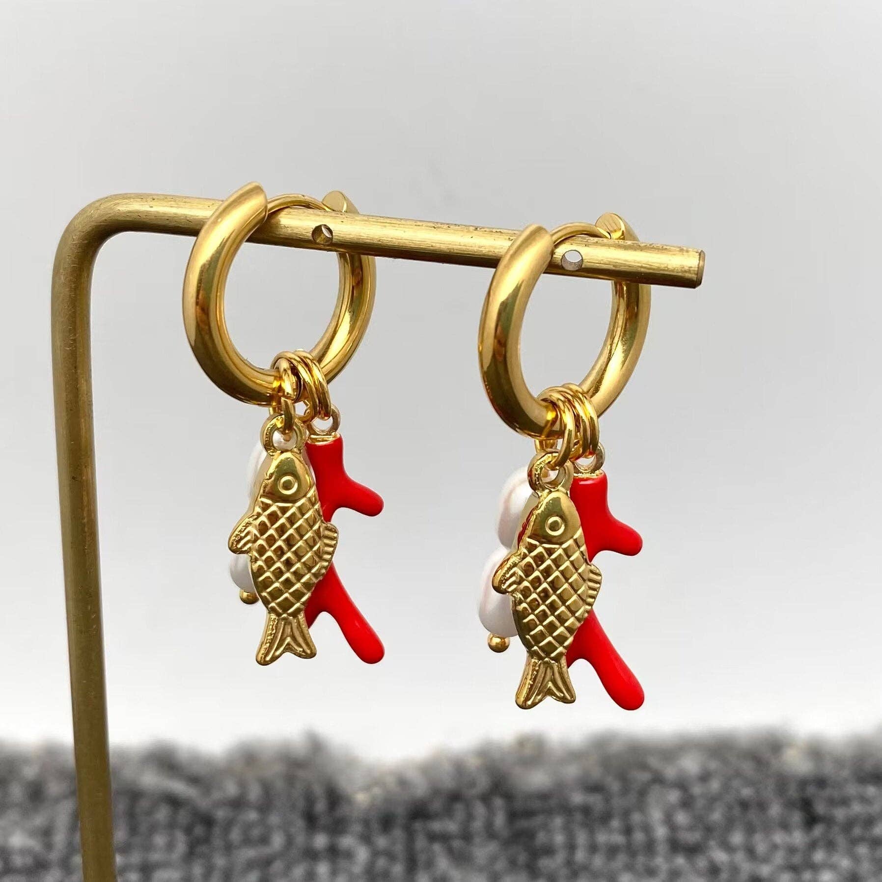 18k Gold Fisherman's Wife Huggies