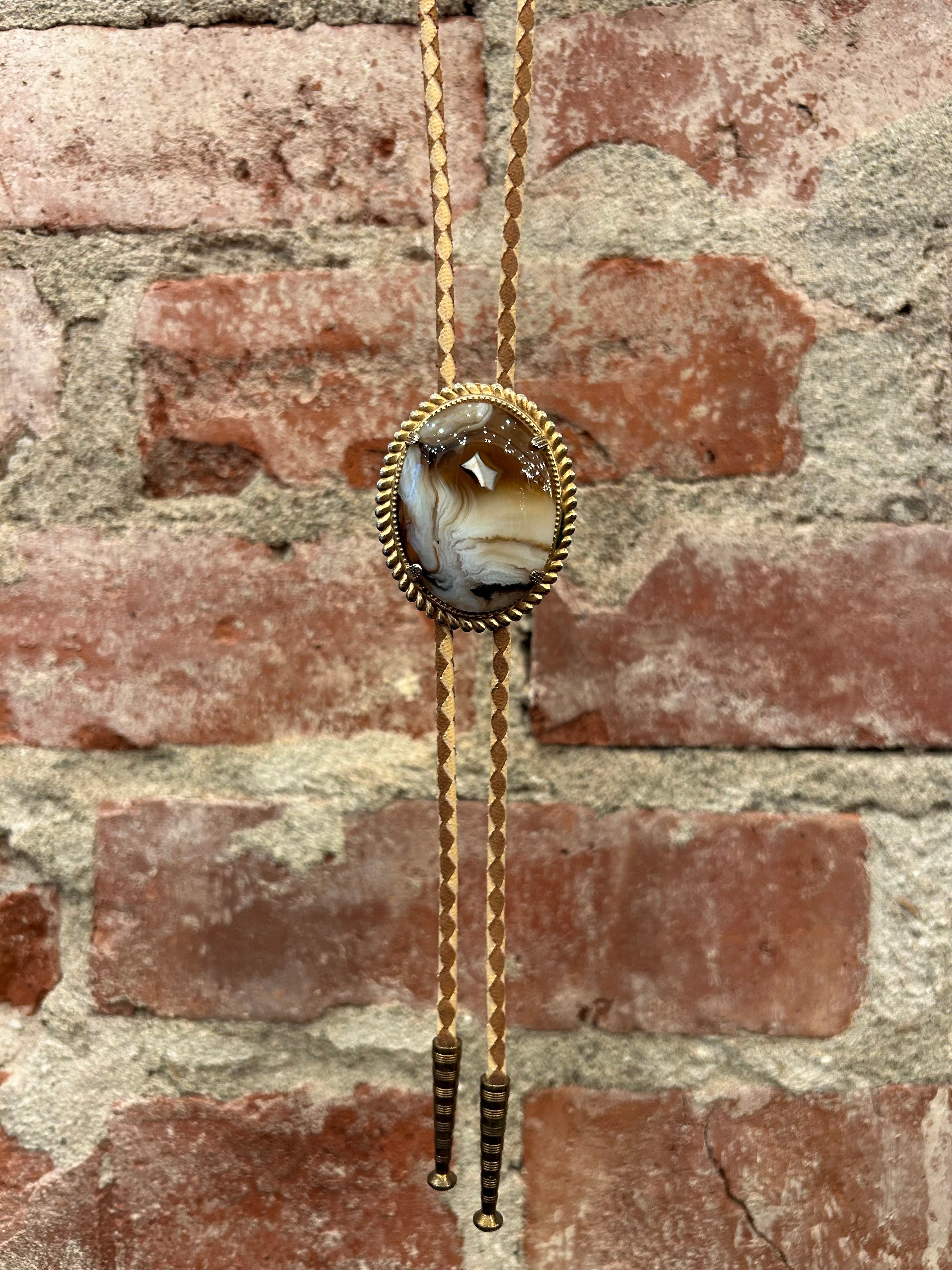 Gold Outlined Agate Stone Bolo Tie