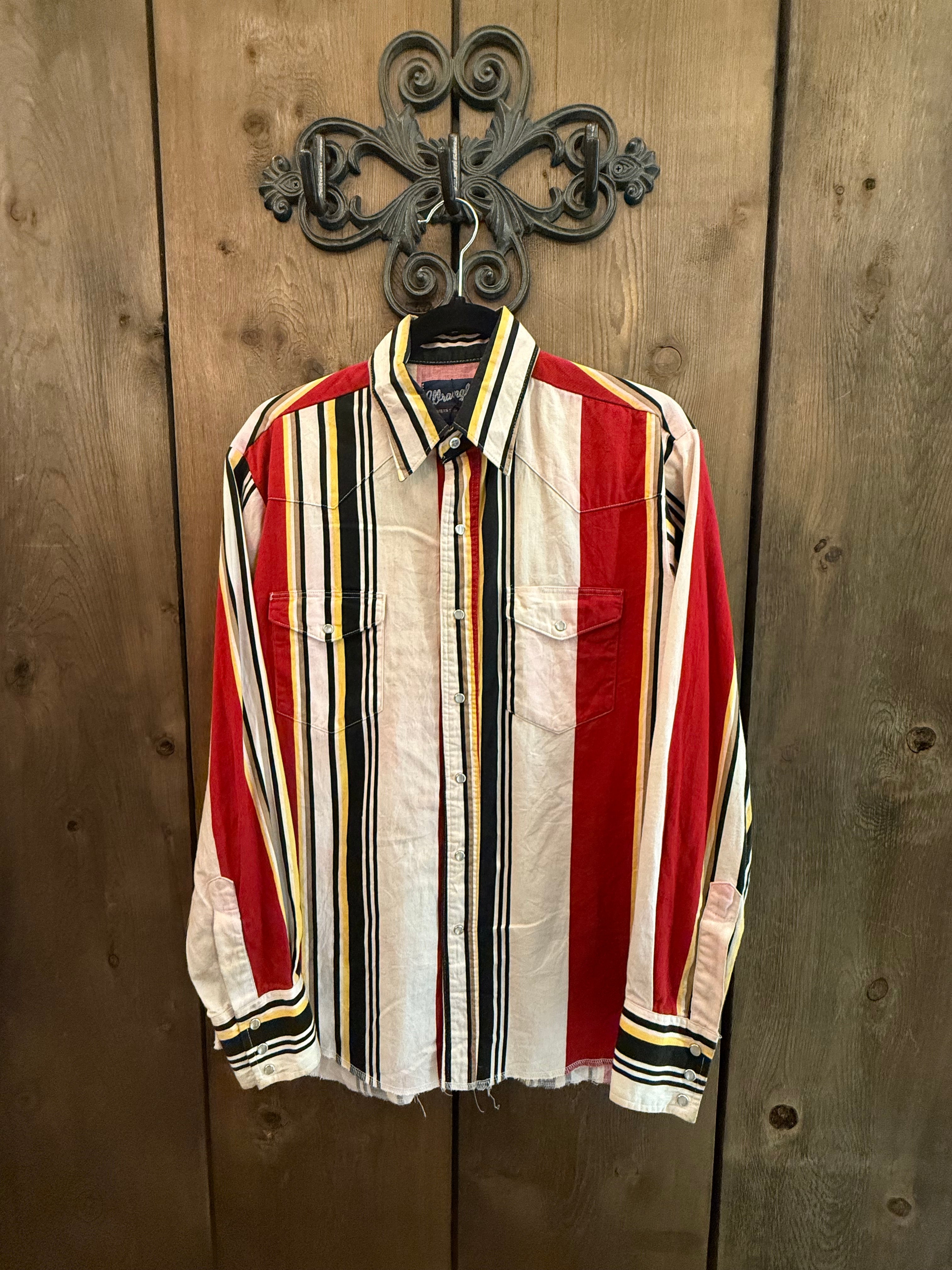 Vintage Men’s Medium Snap Up