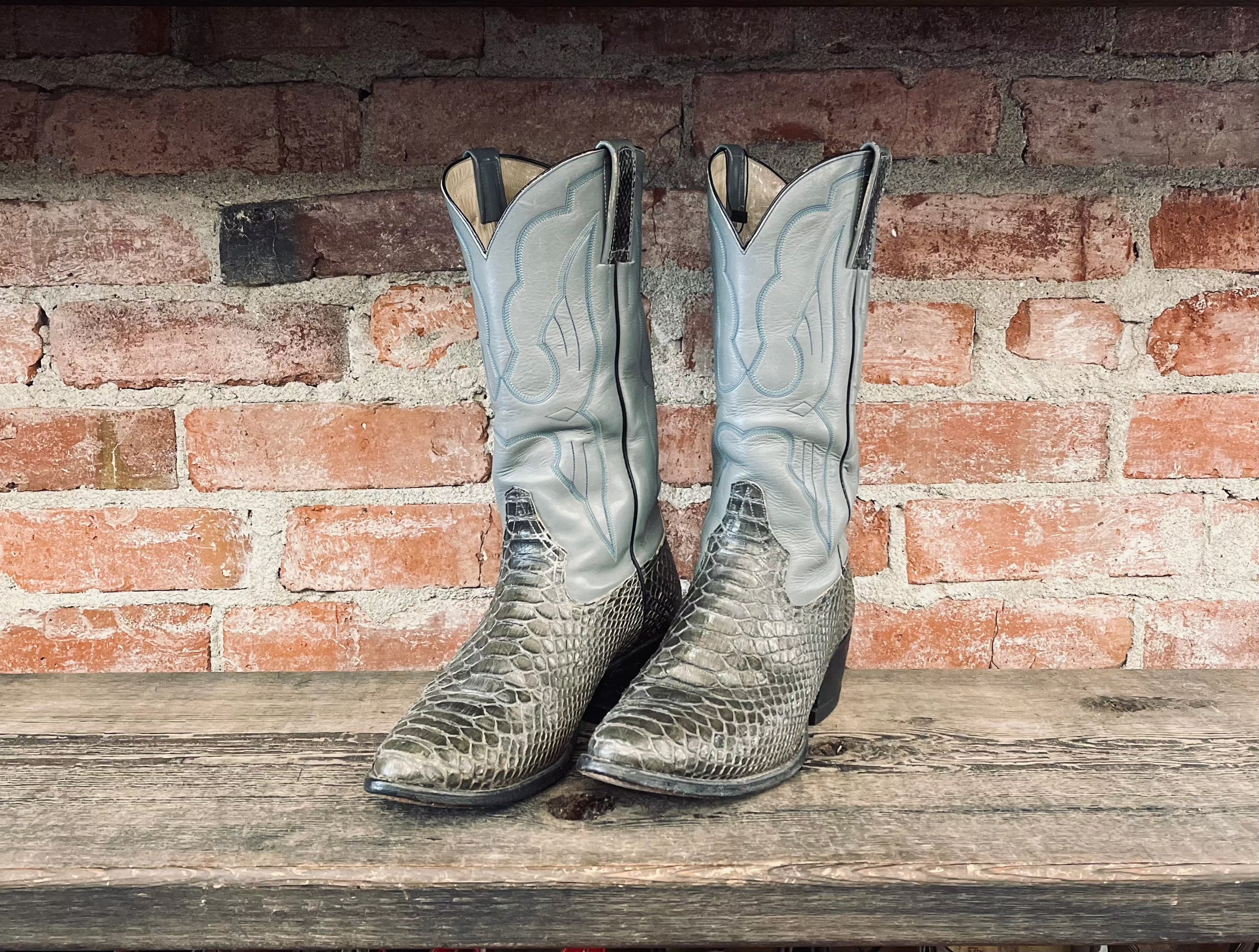 Cat’s Paw Vintage Snakeskin Women's Cowboy Boots Size 7.5 Wide /Men’s Size 6